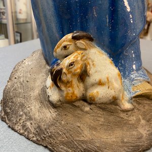 Een grote Chinese blauw-geglazuurde Shiwan aardewerken figuur van een onsterfelijke, 19e eeuw — foto 27