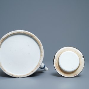 Een grote Chinese blauw-witte 'Bleu de Hue' theepot met kylins voor de Vietnamese markt, 19e eeuw — foto 7