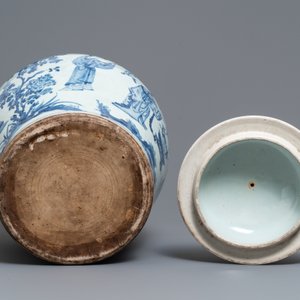 Een grote Chinese blauw-witte dekselvaas, Kangxi — foto 6