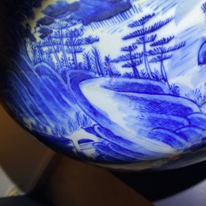 Een grote Chinese blauw-witte flesvormige vaas, 19e eeuw — foto 8