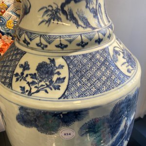 Een grote Chinese blauw-witte 'herten en kraanvogels' vaas, Qianlong — foto 8