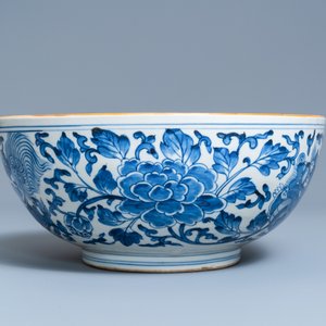 Een grote Chinese blauw-witte kom met boeddhistische leeuwen, Transitie periode — foto 3