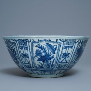 Een grote Chinese blauw-witte kom met eenden, Wanli — foto 5