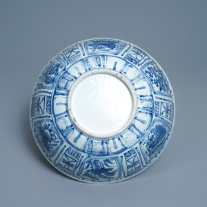 Een grote Chinese blauw-witte kom met eenden, Wanli — foto 9