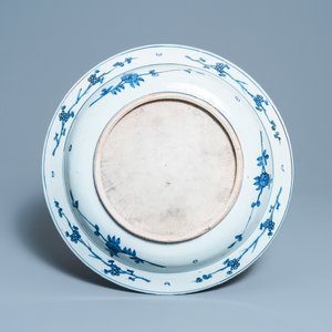 Een grote Chinese blauw-witte schotel met twee feniksen, Jiajing — foto 2