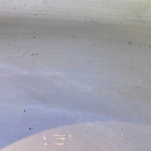 Een grote Chinese blauw-witte viskom met landschapsdecor, Qianlong — foto 21