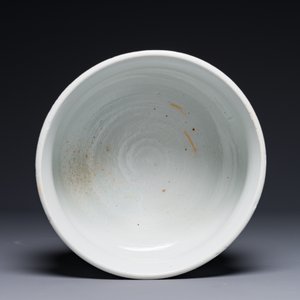 Een grote Chinese blauw-witte wierookbrander met boeddhistisch decor, Kangxi — foto 5