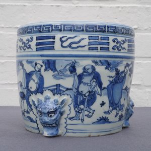 Een grote Chinese blauw-witte wierookbrander met de acht onsterfelijken, Wanli — foto 27