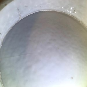 Een grote Chinese blauwwitte cong vaas met lotusdecor, 18/19e eeuw — foto 14