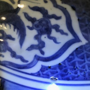 Een grote Chinese blauwwitte vaas met decor van onsterfelijken, Wanli — foto 17