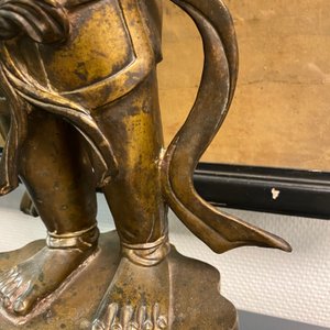 Een grote Chinese bronzen figuur van één van de Hoho broers met een vaas in de hand, Qing — foto 10