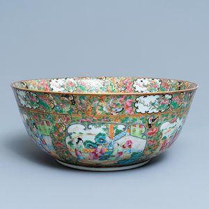 Een grote Chinese Canton famille rose kom met monogram, 19e eeuw — foto 1