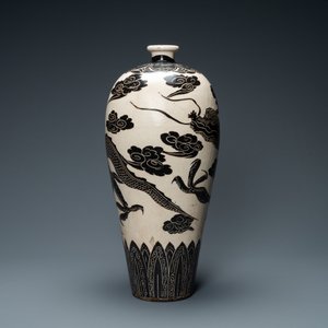 Een grote Chinese Cizhou 'meiping' vaas met een draak, Song/Yuan — foto 5
