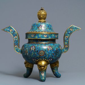 Een grote Chinese cloisonné wierookbrander met deksel, 18/19e eeuw — foto 1