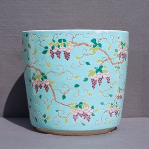 Een grote Chinese Dayazhai-stijl jardinière met turquoise fondkleur, 19/20e eeuw — foto 17