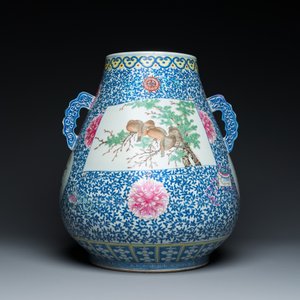 Een grote Chinese doucai-rose 'hu' vaas met vlinders en vogels, Qianlong merk maar wellicht later — foto 3