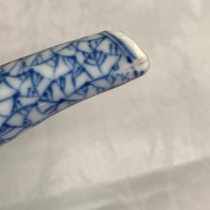 Een grote Chinese ei-vormige blauwwitte theepot, Kangxi — foto 11