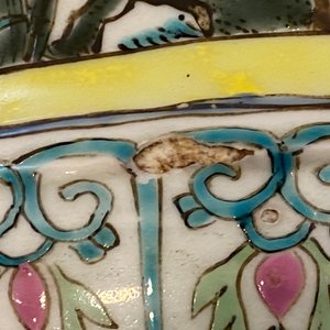 Een grote Chinese famille rose dekselvaas met een vogel en bloemen, Yongzheng — foto 26
