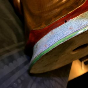 Een grote Chinese famille rose figuur van Shou Lao, Republiek, 20e eeuw — foto 12