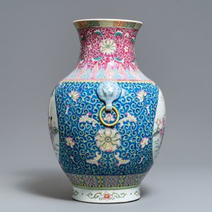 Een grote Chinese famille rose 'hu' vaas, Qianlong merk, Republiek, 20e eeuw — foto 3