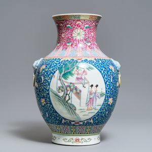 Een grote Chinese famille rose 'hu' vaas, Qianlong merk, Republiek, 20e eeuw — foto 4