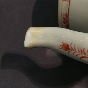 Een grote Chinese famille rose theepot, Yongzheng/Qianlong — foto 6