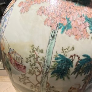 Een grote Chinese famille rose vaas met onsterfelijken, Republiek — foto 10