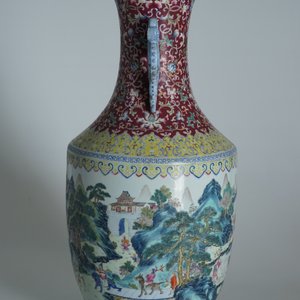 Een grote Chinese famille rose vaas, Qianlong merk, 19/20e eeuw — foto 10
