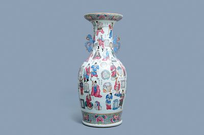 Een grote Chinese famille rose 'Wu Shuang Pu' vaas, 19e eeuw