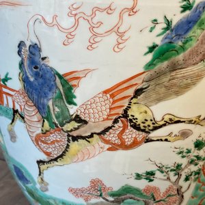 Een grote Chinese famille verte pot met mythische dieren, Kangxi — foto 39