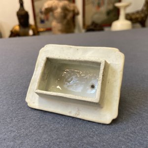 Een grote Chinese faux-bamboe theepot met mandarijns decor, Qianlong — foto 18