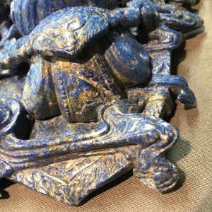 Een grote Chinese figuur van Guanyin in lapis lazuli, 20e eeuw — foto 12