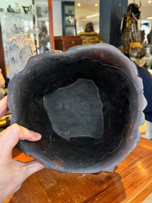 Een grote Chinese gestoken huanghuali houten penselenpot met Taoïstisch decor, 17/18e eeuw — foto 20