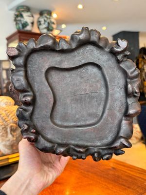 Een grote Chinese gestoken huanghuali houten penselenpot met Taoïstisch decor, 17/18e eeuw — foto 21