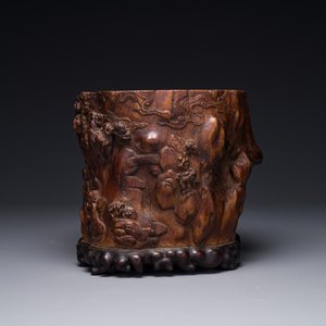 Een grote Chinese gestoken huanghuali houten penselenpot met Taoïstisch decor, 17/18e eeuw — foto 4