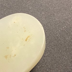 Een grote Chinese handspiegel met jade en zilver, Qing — foto 13