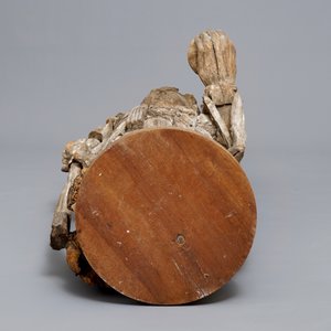 Een grote Chinese houten sculptuur van Guanyin, Ming — foto 7