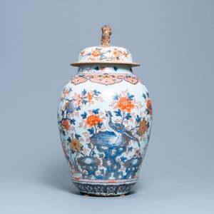 Een grote Chinese Imari-stijl dekselvaas, Kangxi — foto 3