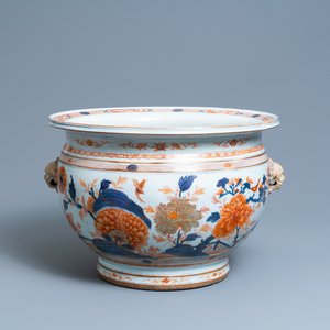 Een grote Chinese Imari-stijl vissenkom, Kangxi — foto 1
