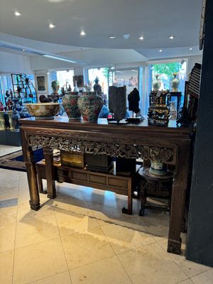 Een grote Chinese jichimu houten 'tiaoan' console met gestoken lingzhi en chilong decor, 19/20e eeuw — foto 3