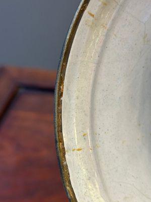 Een grote Chinese kandelaar in Canton email met 'shou' op blauwe fondkleur, Qianlong/Jiaqing — foto 14