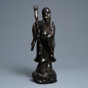 Een grote Chinese lakwerk figuur van Shoulao, Fujian, Republiek — foto 1