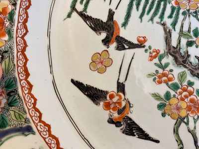 Een grote Chinese octagonale famille verte schotel, Kangxi — foto 9
