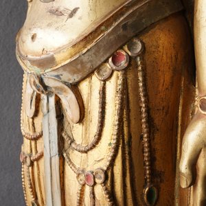 Een grote Chinese verguld houten figuur van Boeddha, 19e eeuw — foto 13