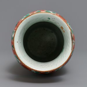 Een grote Chinese wucai rouleau vaas, Transitie periode of Kangxi — foto 5
