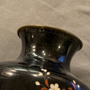 Een grote collectie Japanse cloisonné en studio keramiek, Meiji/Showa, 19/20e eeuw — foto 32