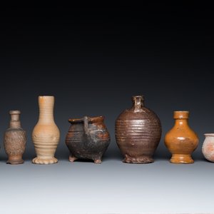 Een grote collectie vroeg West-Europees aardewerk en steengoed, 13/17e eeuw — foto 4