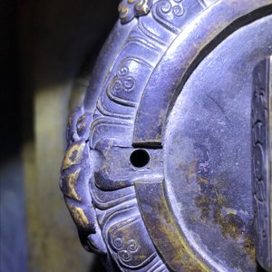 Een grote deels vergulde en ingelegde bronzen stoepa, Tibet, 18e eeuw — foto 19