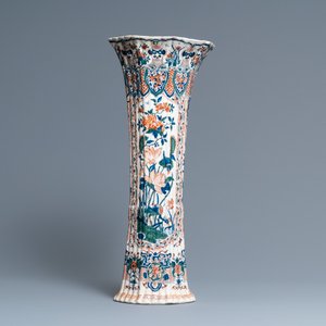 Een grote Delftse kasjmier palet vaas, ca. 1700 — foto 3