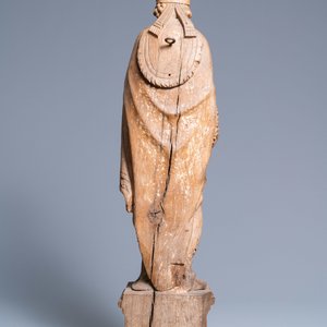 Een grote eikenhouten figuur van een bisschop op reliekhouder, Vlaanderen, 18e eeuw — foto 4